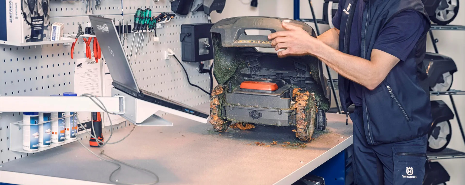 slider_huennekens_straelen_inspektion_wartung_automower_husqvarna_stihl_imow_gardena_sileno slider_huennekens_straelen_inspektion_wartung_automower_husqvarna_stihl_imow_gardena_sileno